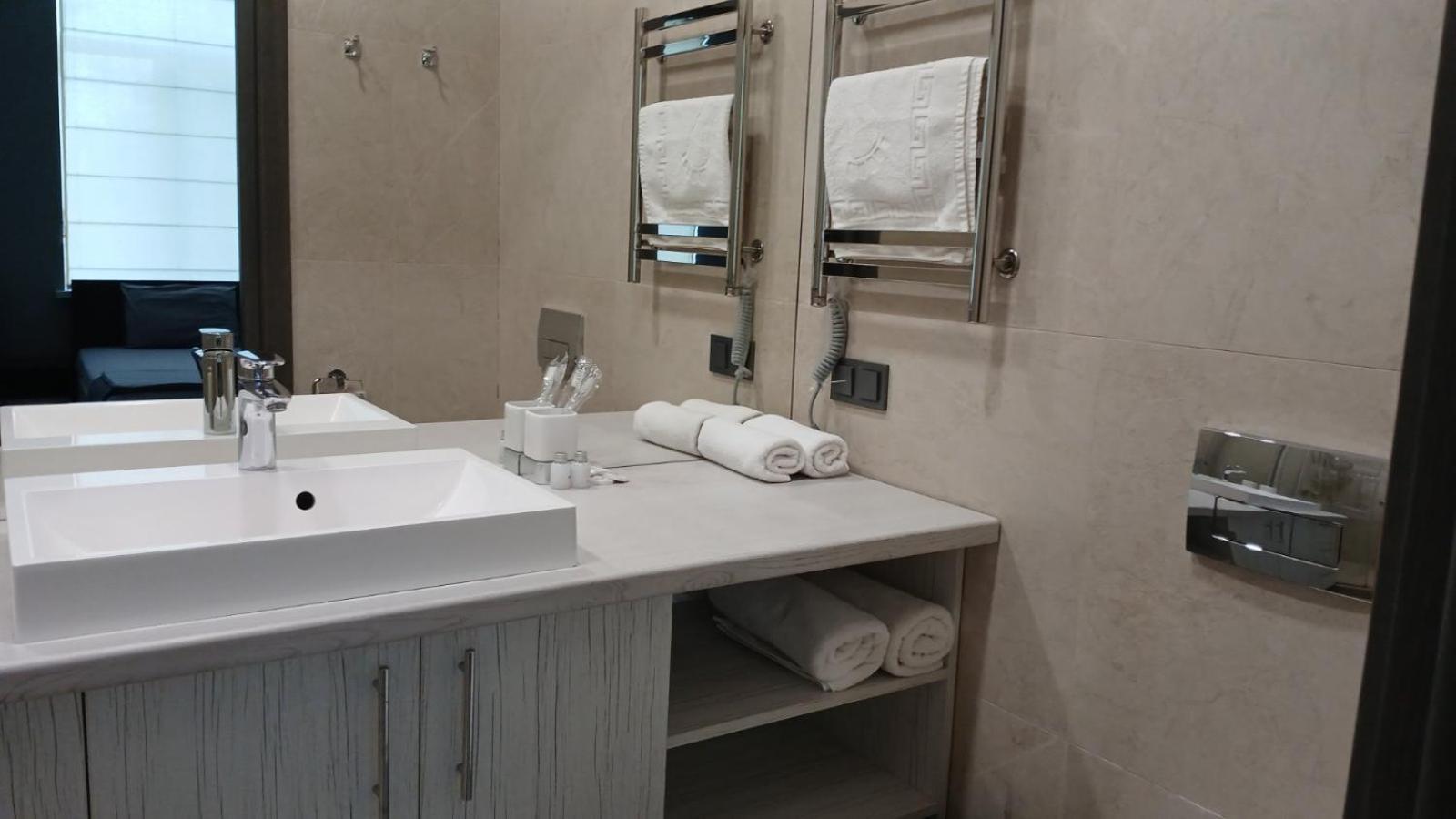 Prestige Apartments קמיאנסקה מראה חיצוני תמונה
